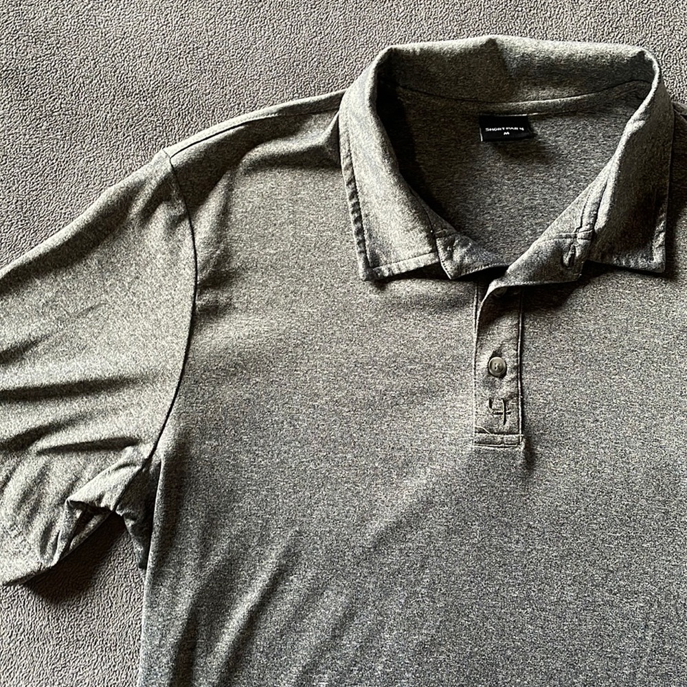 Short Par 4 Men’s Golf Polo